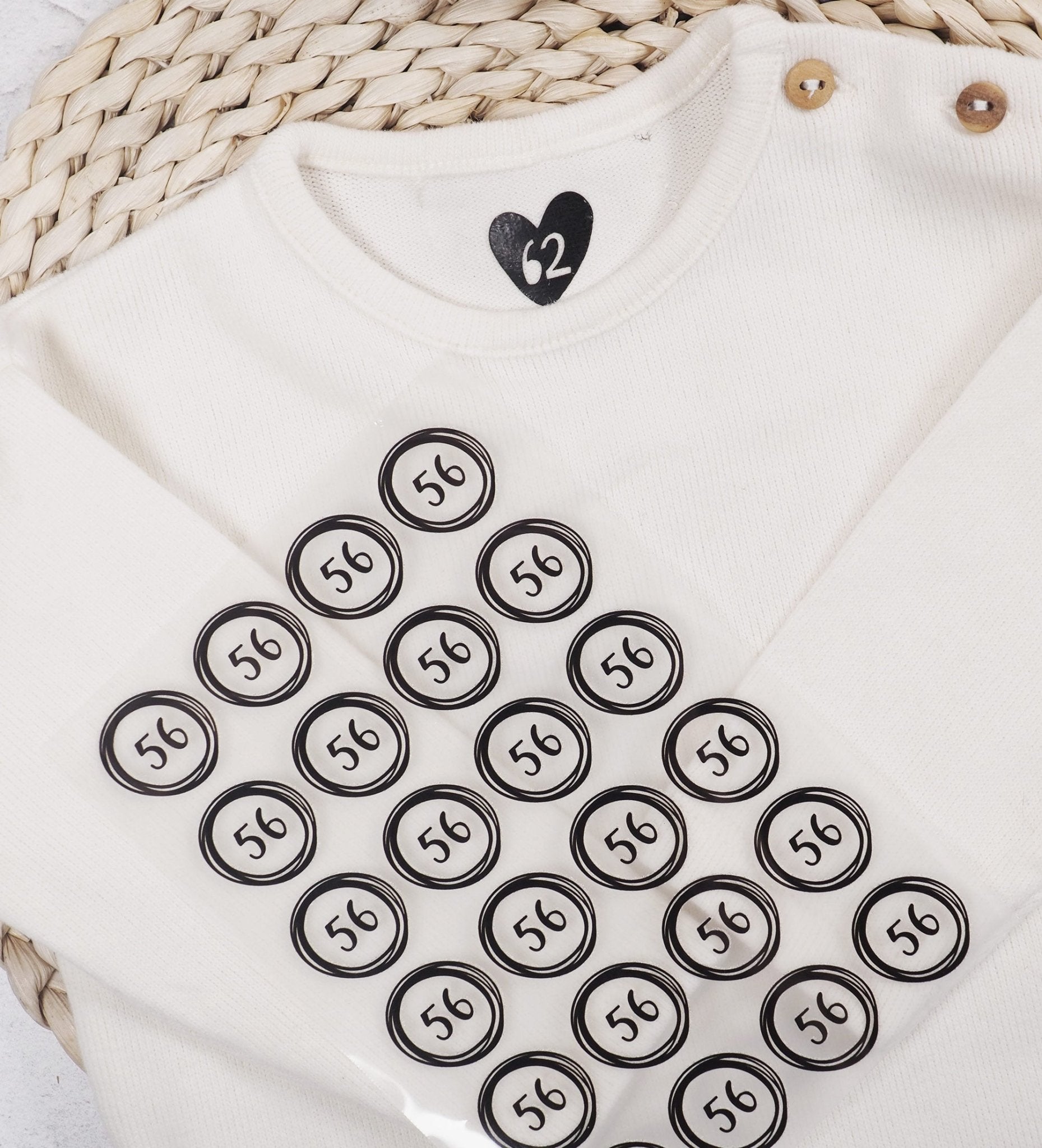 Bügelbild Größenlabel - Herz *104* - A6 - Paul & Clara