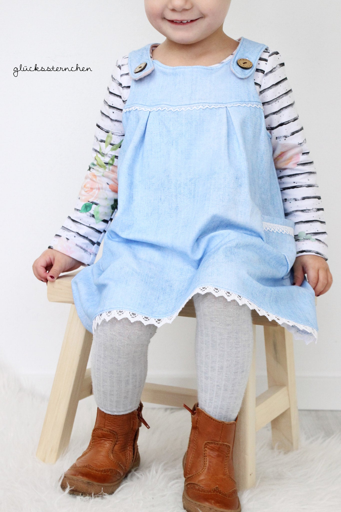 denimlove - Jeans Hellblau *Bio - Sommersweat* - Paul & Clara