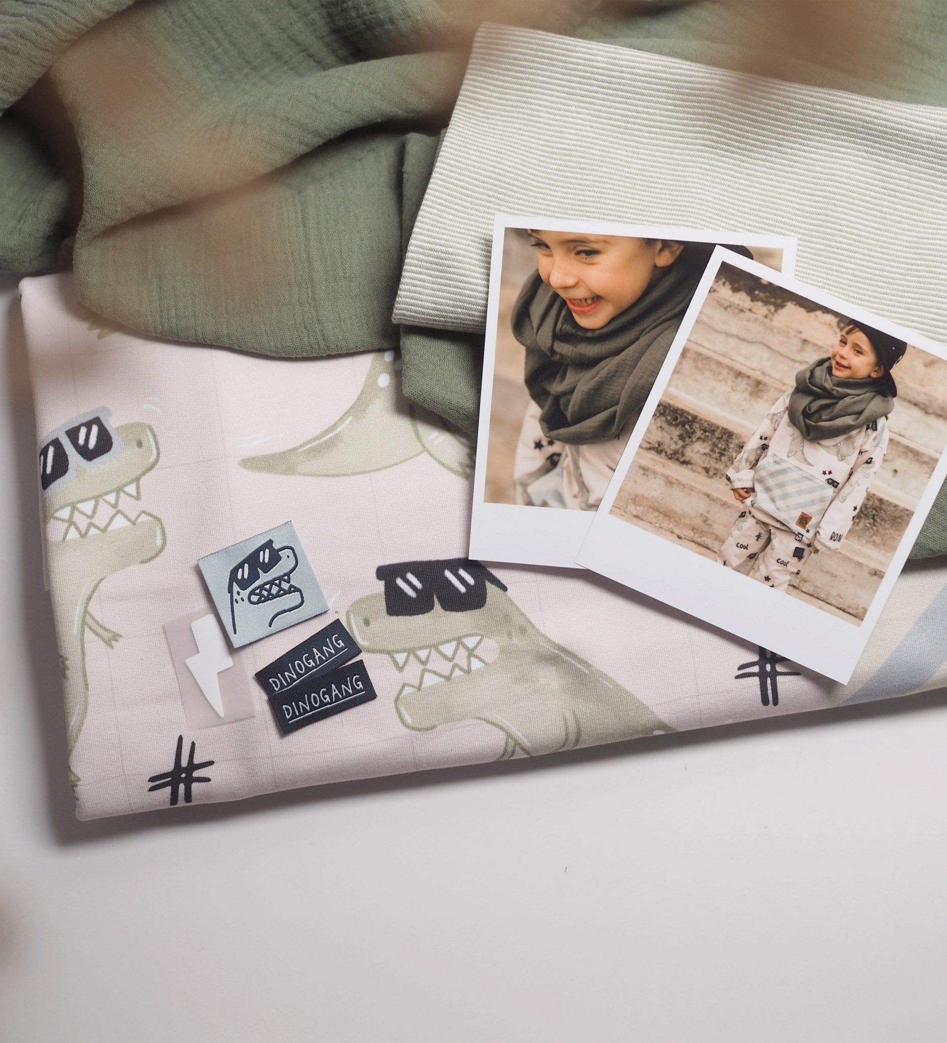 Dinogang - Sand *Sommersweat* - Paul & Clara