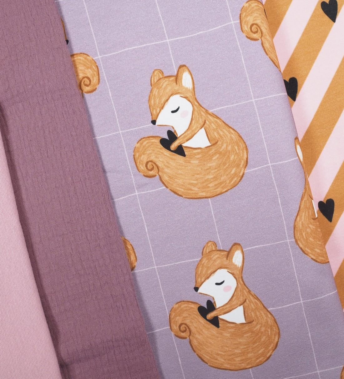 Emmi Eichhörnchen - Lila *Sommersweat* (80 cm Stücke!) - Paul & Clara