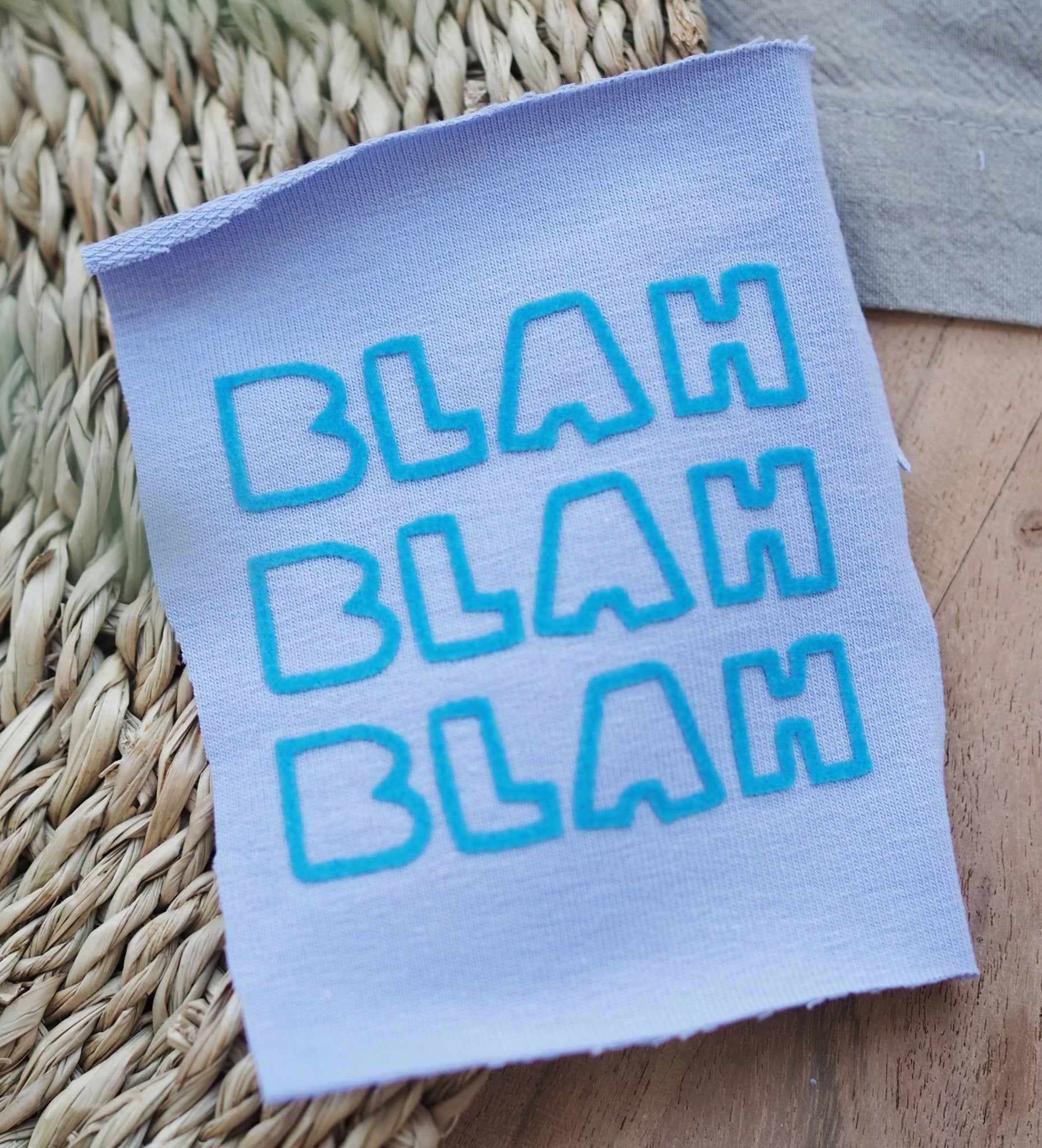 Flock - Patch - blah blah blah *iron - on* - Paul & Clara