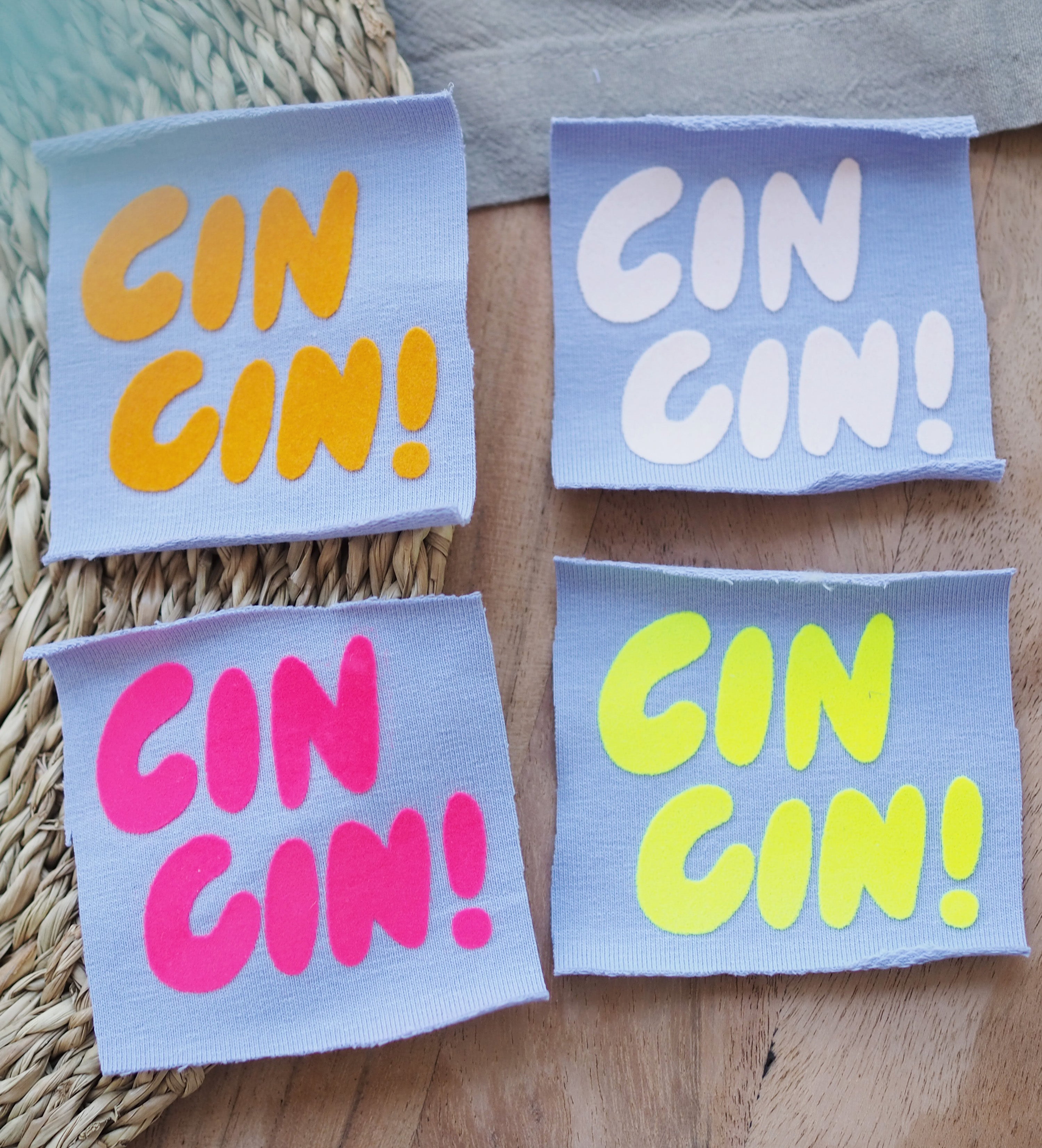 Flock-Patch - YAY *iron-on*