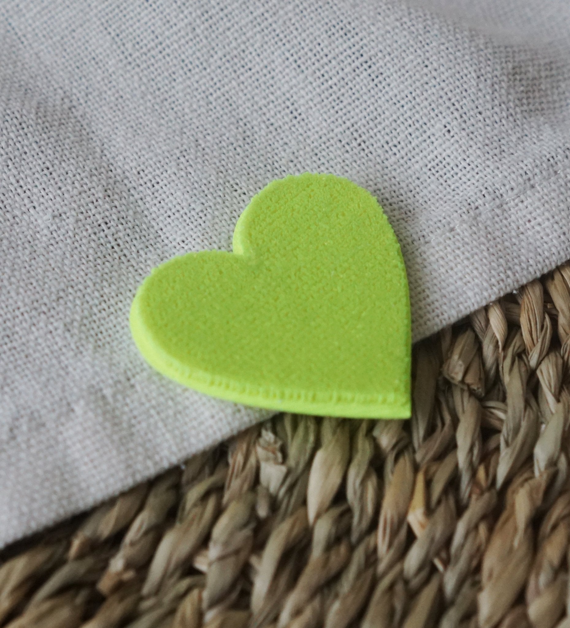 Fluff Patch - Herz - neongelb *iron - on* - Paul & Clara