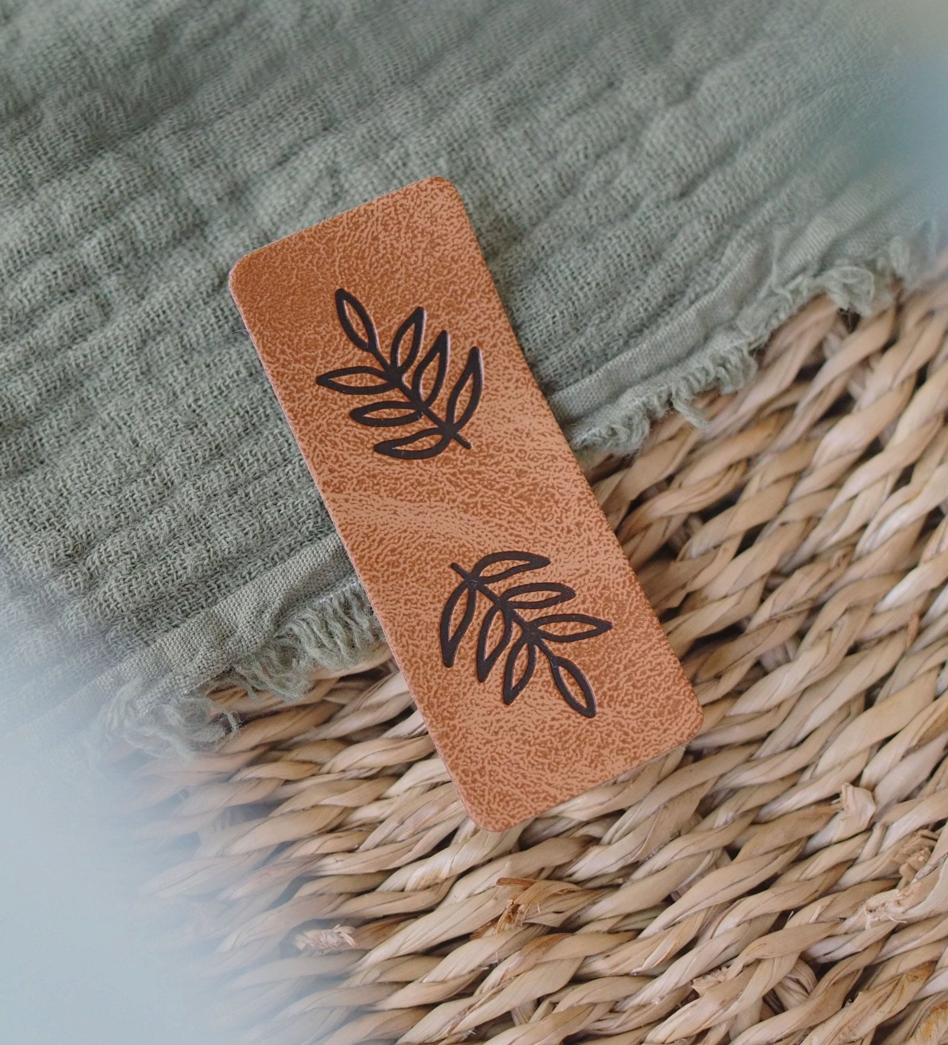 Klapp - Kunstlederlabel - Blatt - Paul & Clara