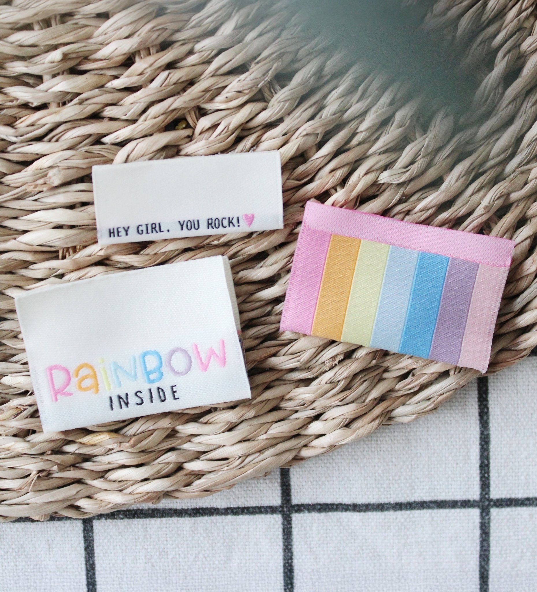 Klapp - Weblabel *rainbow stripes* - Paul & Clara