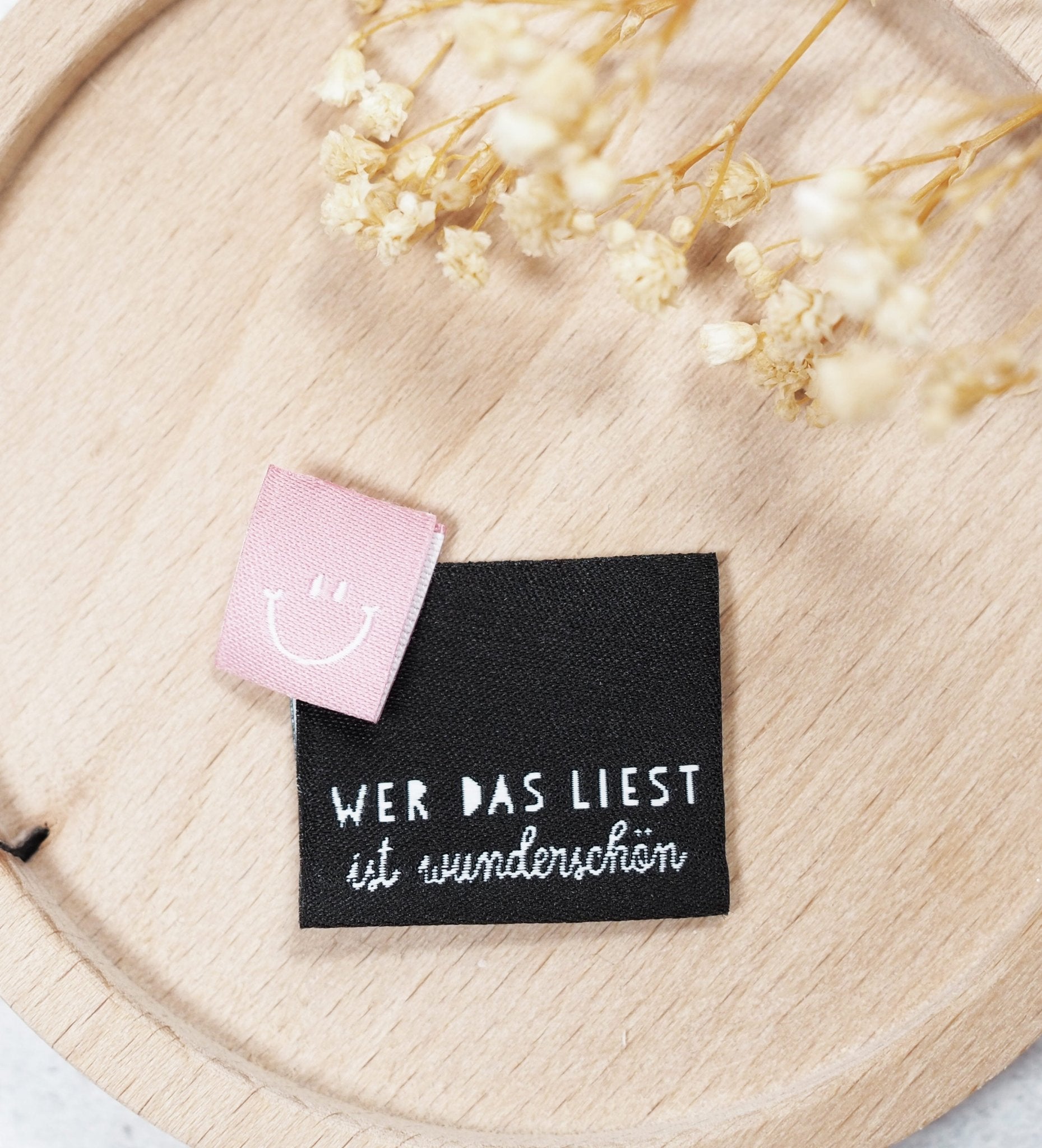 Klapp - Weblabel *wer das liest ist wunderschön* schwarz - Paul & Clara