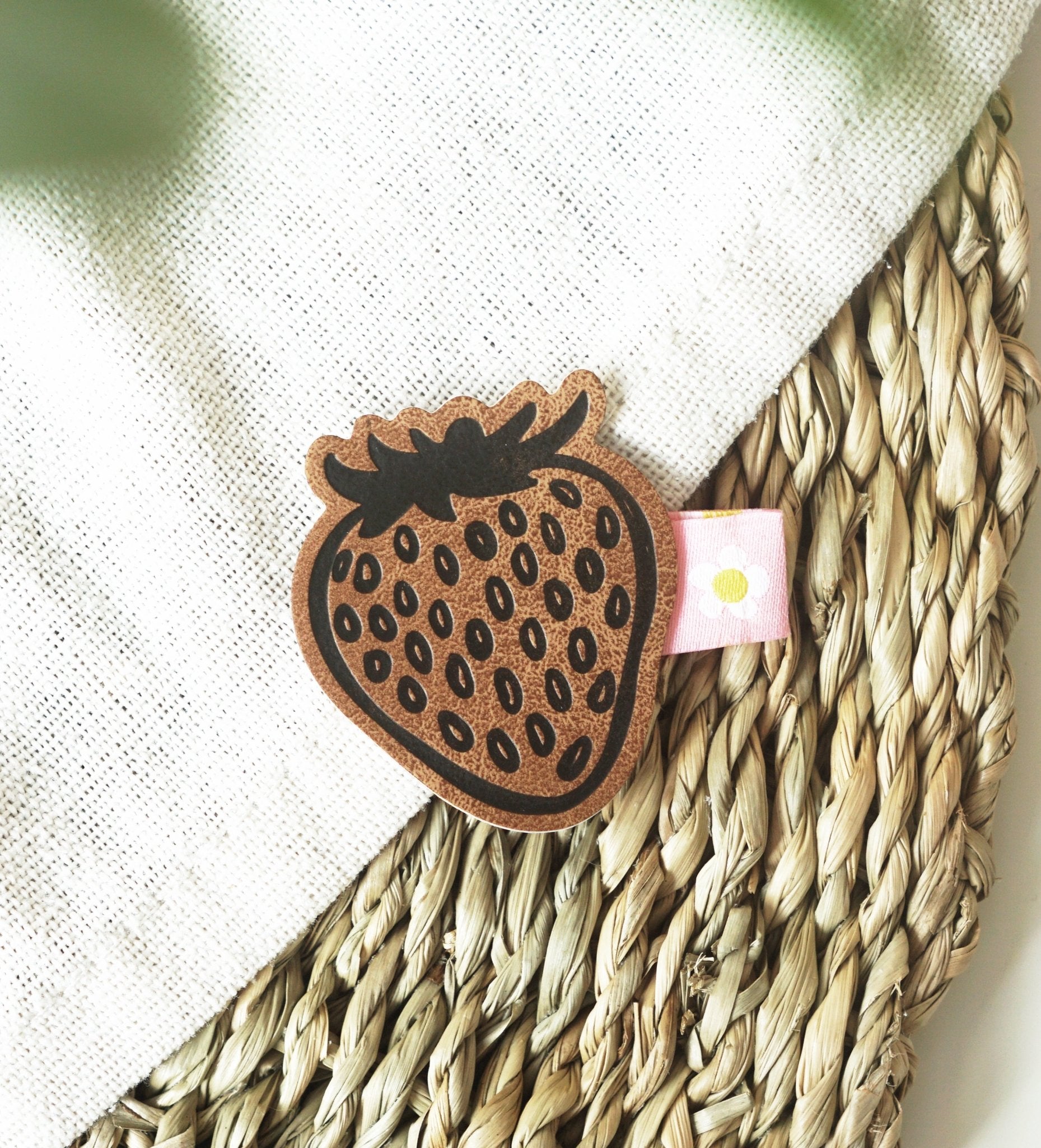 Kunstlederlabel - erdbeere *iron - on* - Paul & Clara