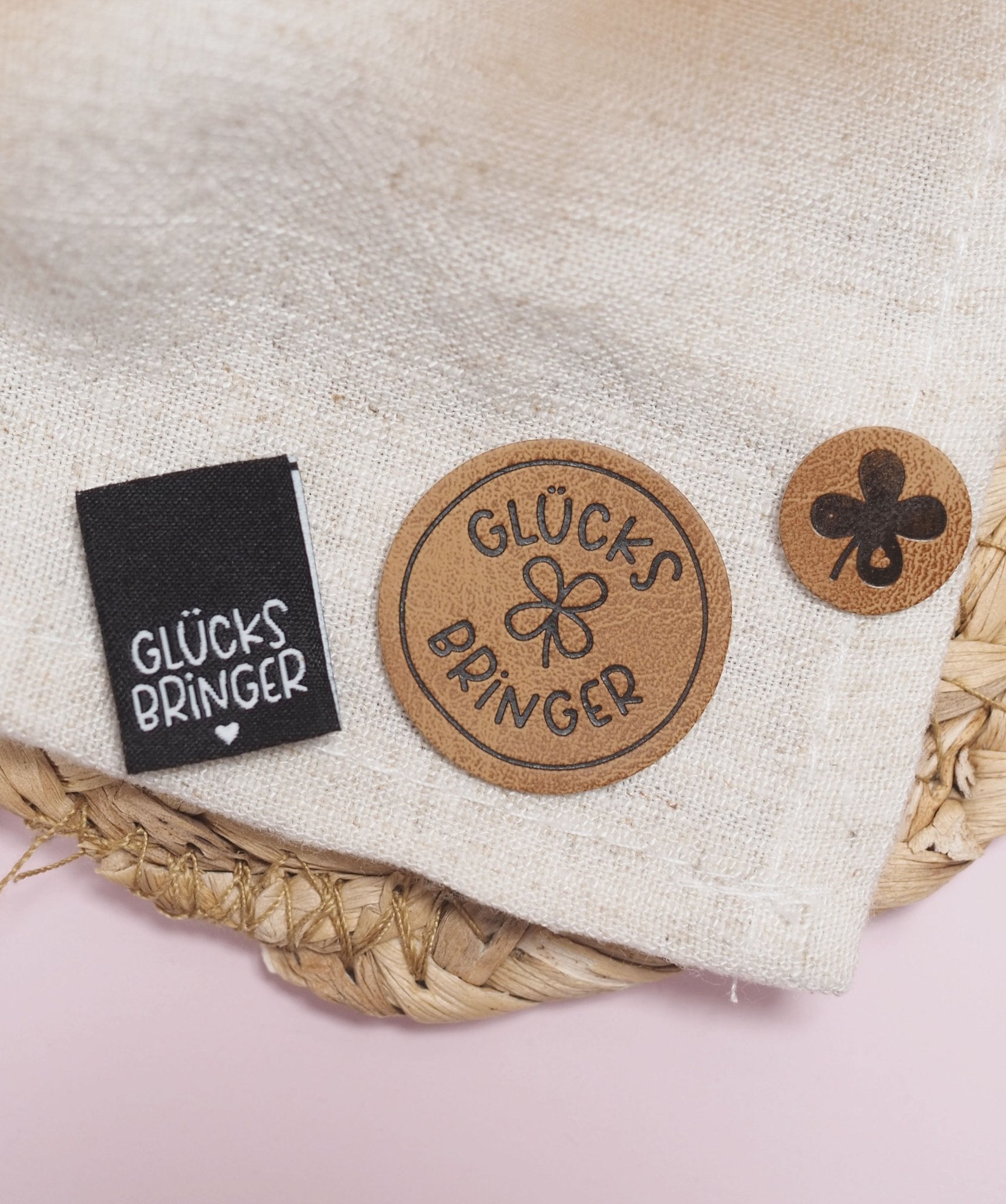 Kunstlederlabel - Glücksbringer *iron - on* - Paul & Clara