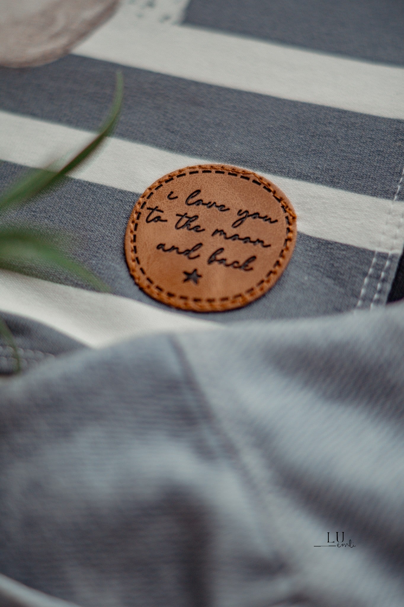 Kunstlederlabel - I love you to the moon and back *iron - on* - Paul & Clara