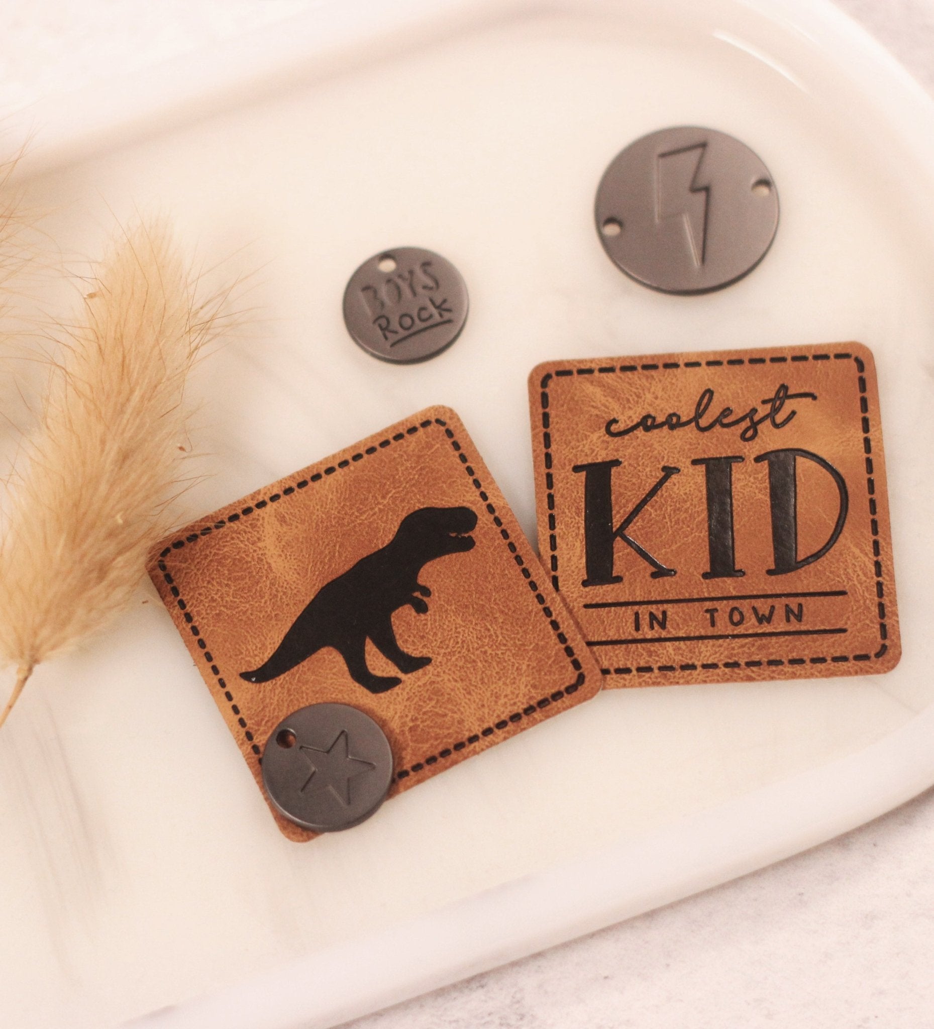 Kunstlederlabel - t - rex *iron - on* - Paul & Clara