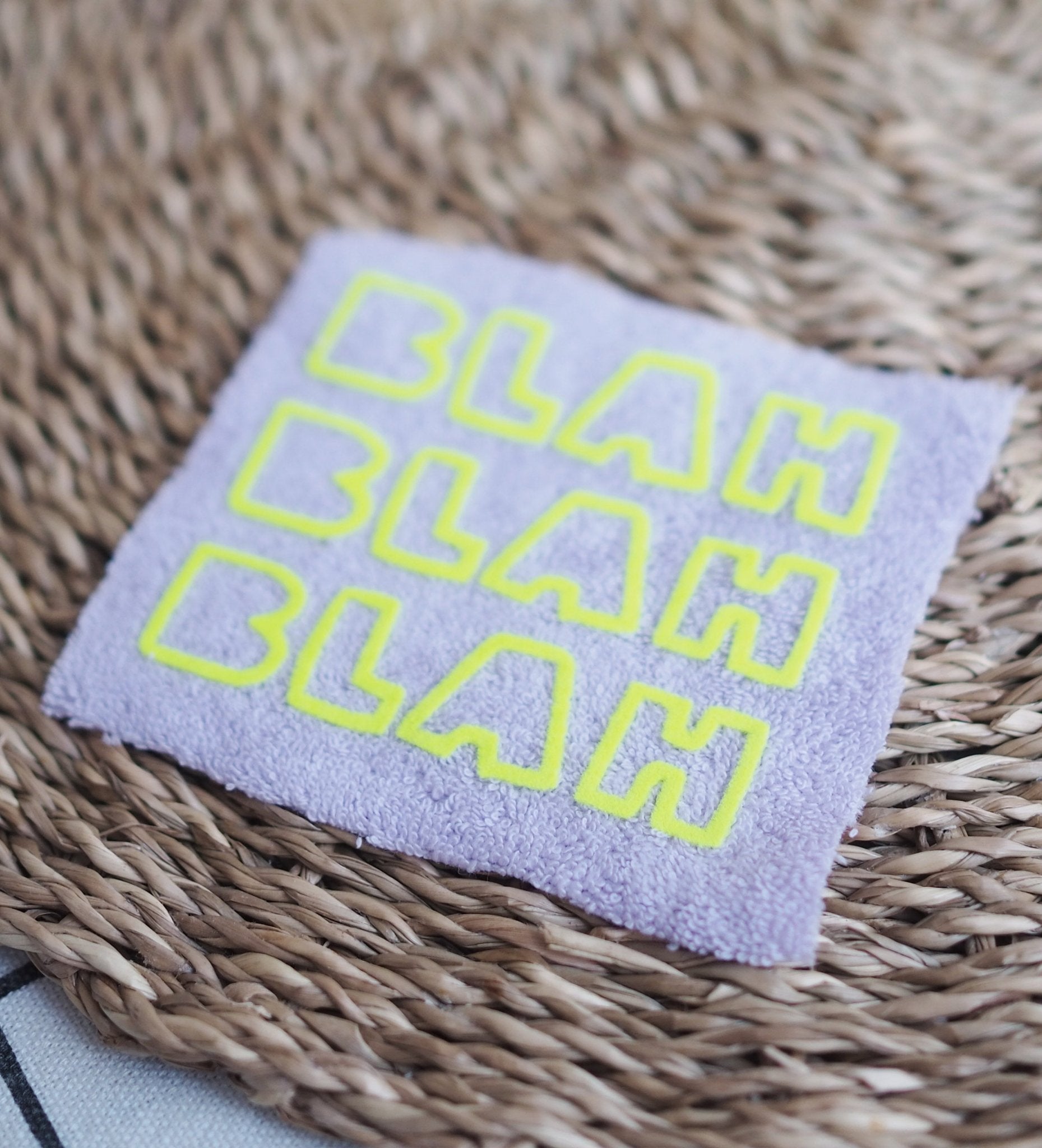 NEU! Flock - Patch - blah blah blah *iron - on* - Paul & Clara