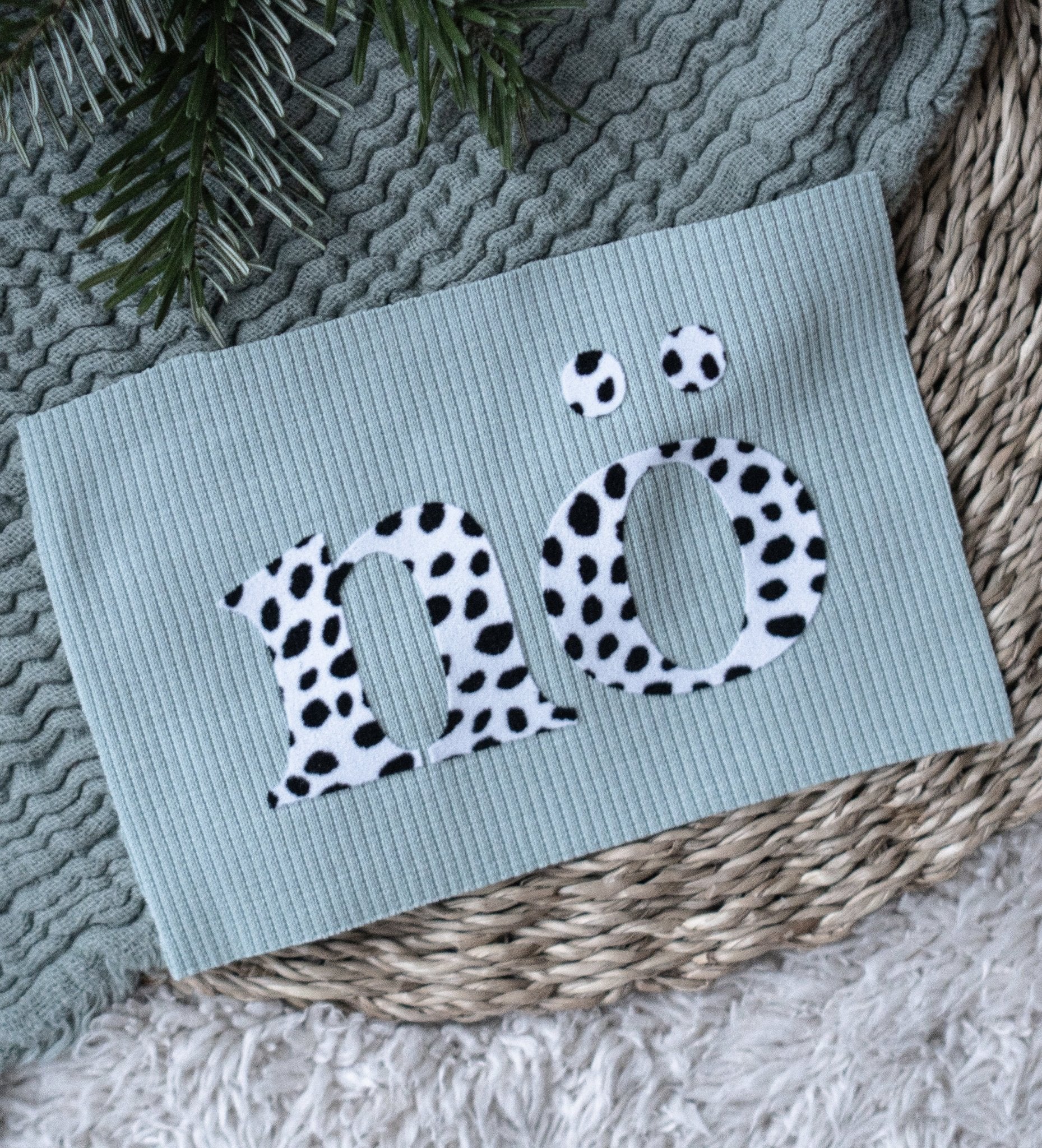 *SPECIAL EDITION* XL Flock - Patch - nö - DOTS - *iron - on* - Paul & Clara