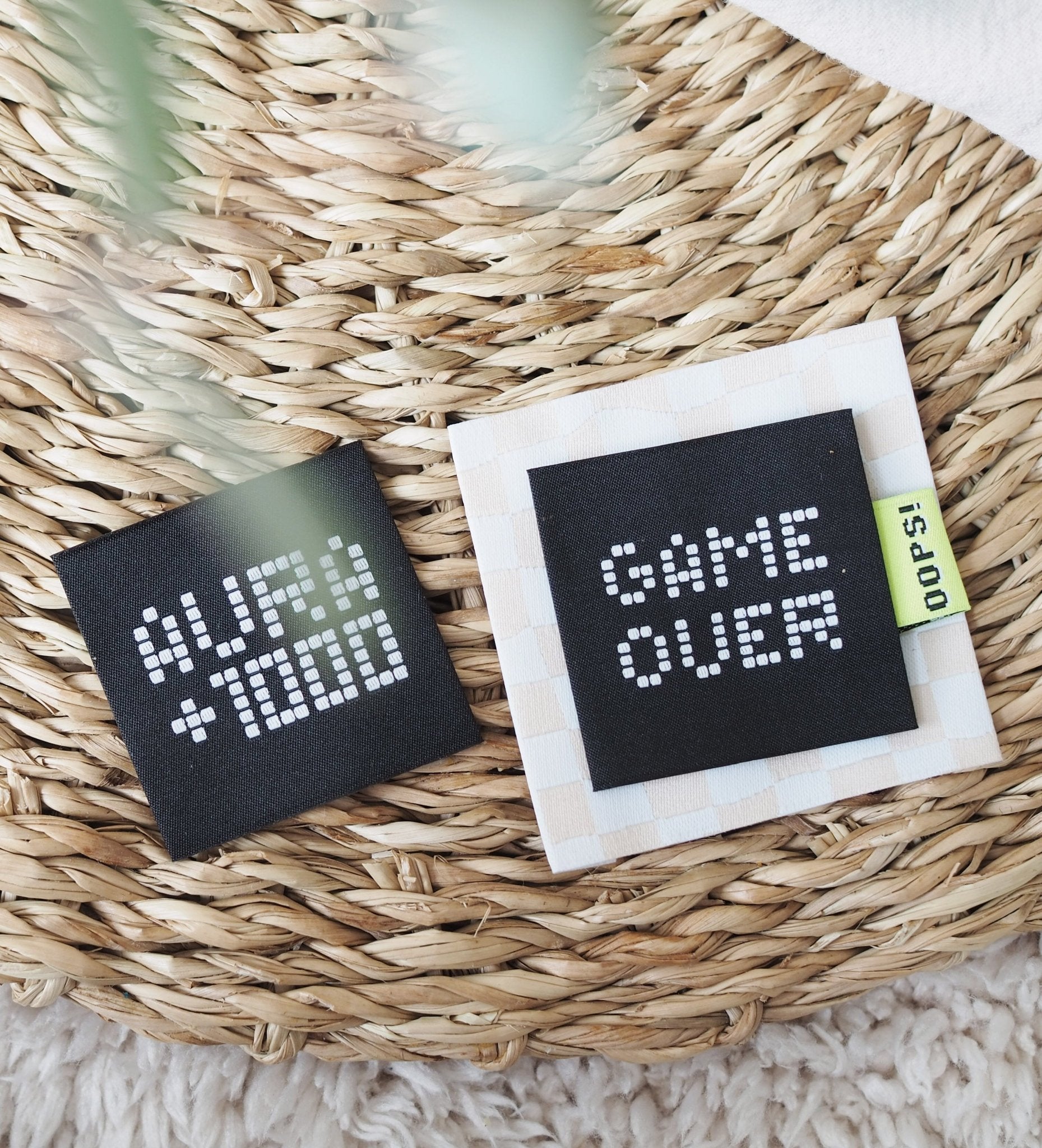 Weblabel *game over* - Paul & Clara