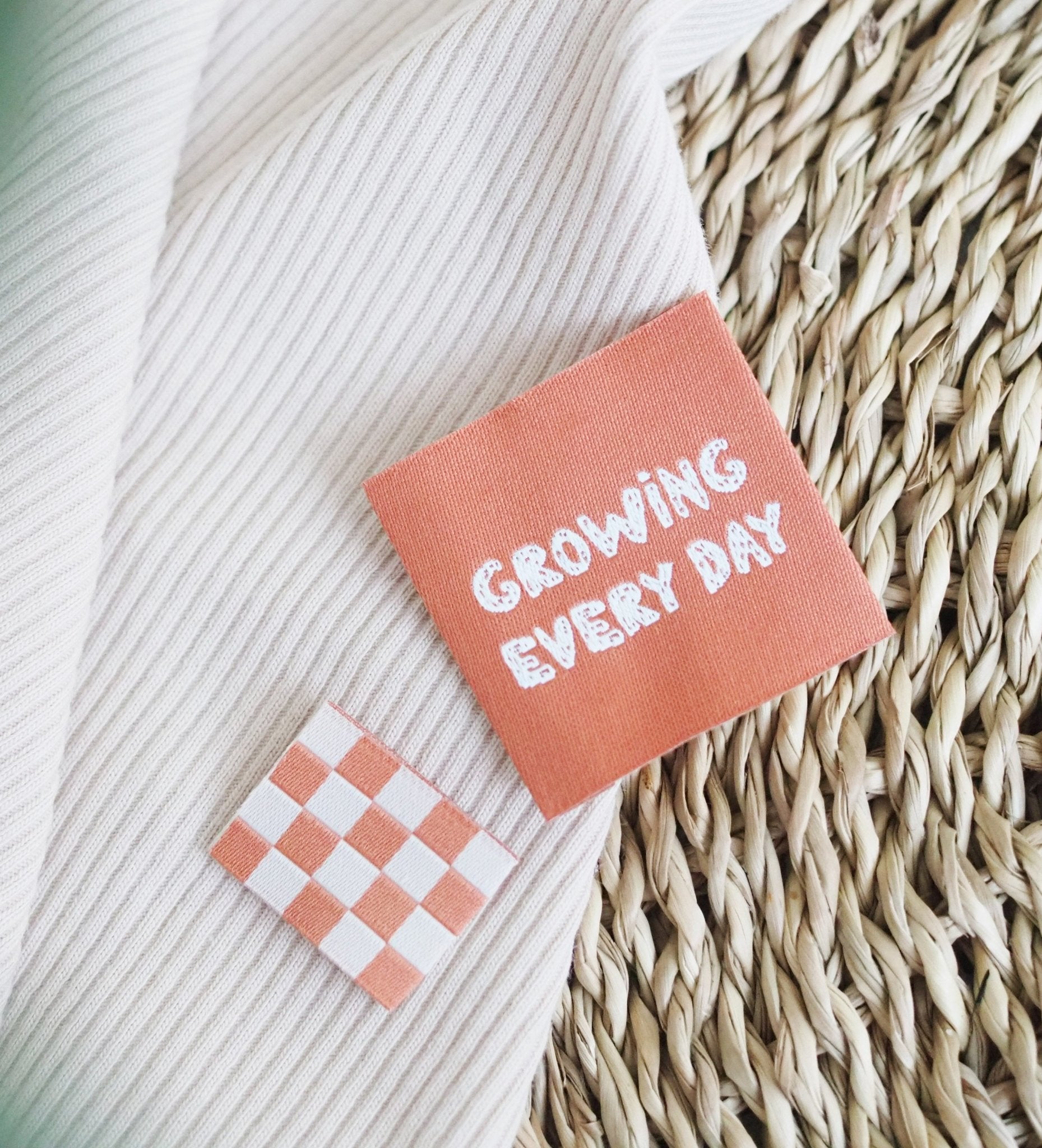 Weblabel *growing every day* ginger - Paul & Clara