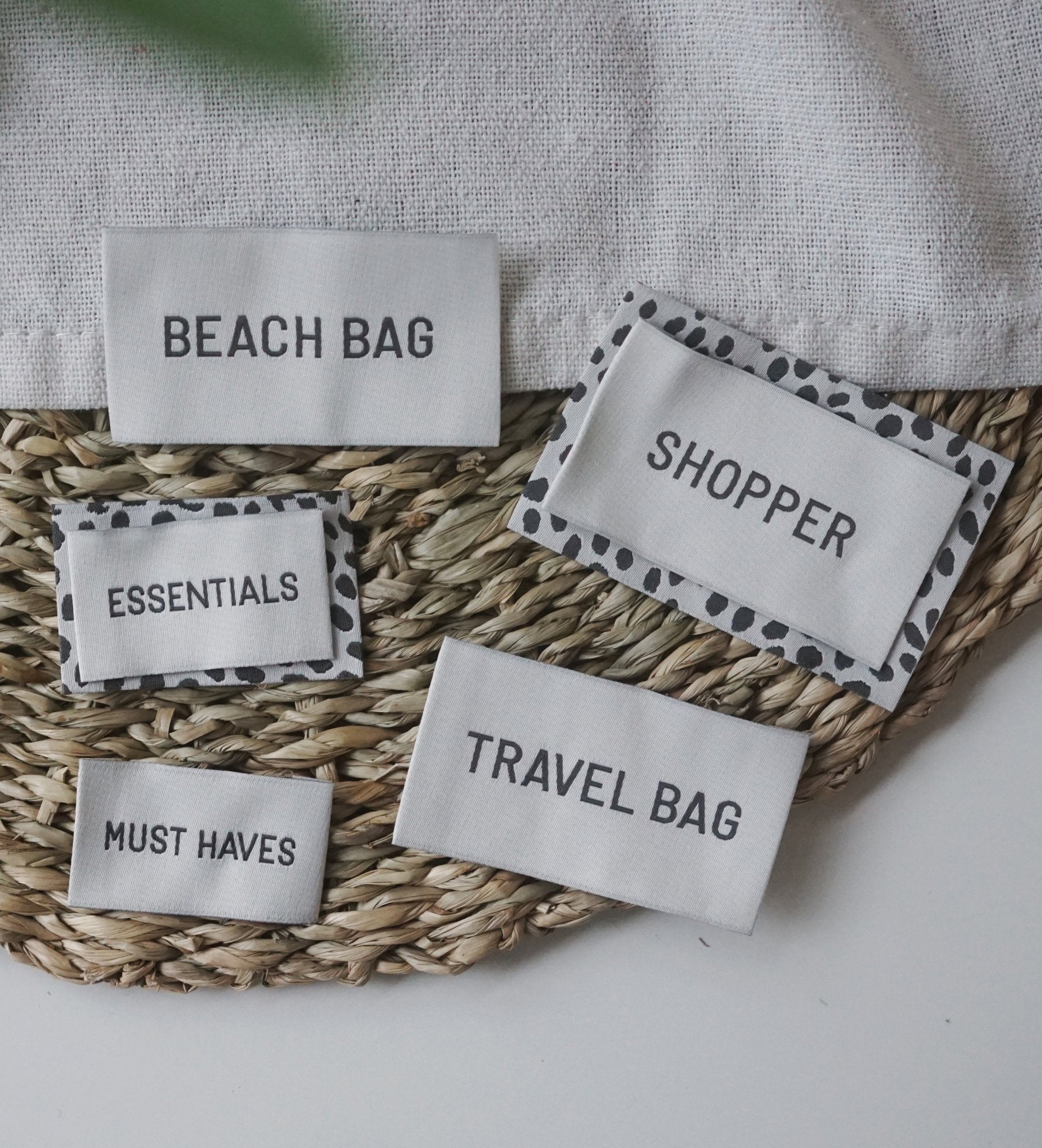 Weblabel - Must haves - Paul & Clara