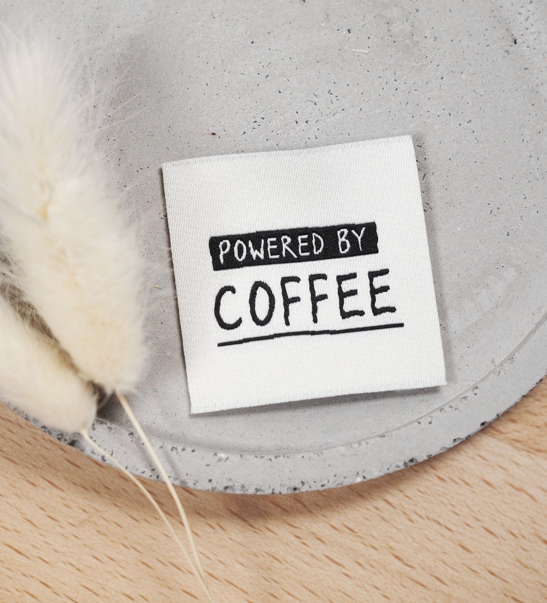 Weblabel *powered by coffee* - Paul & Clara