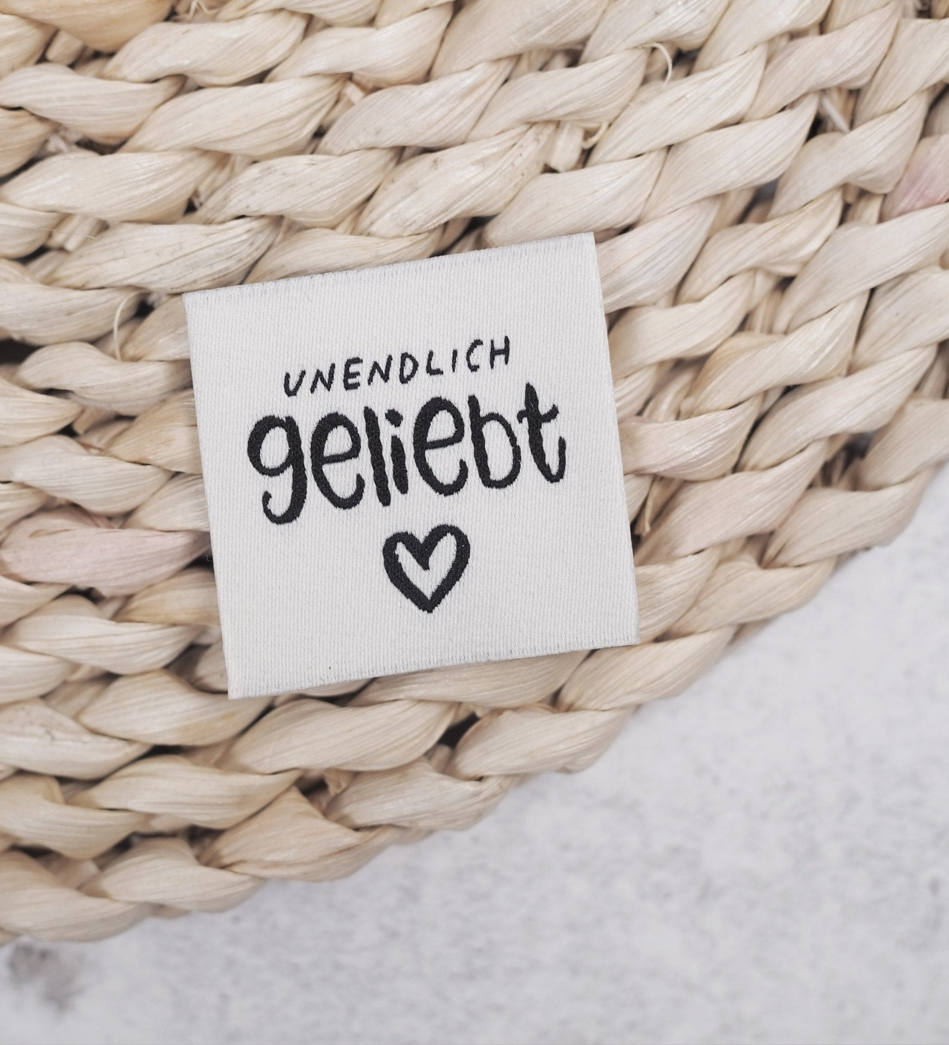 Weblabel *Unendlich geliebt* weiß - Paul & Clara