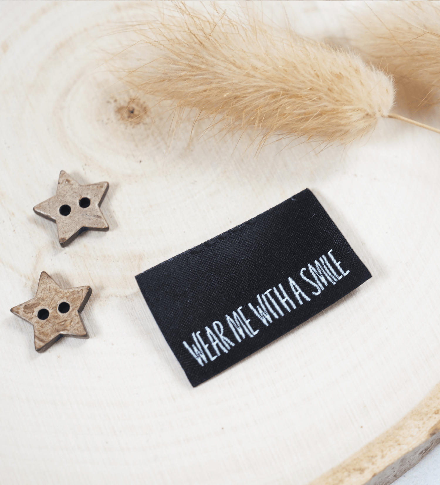 Weblabel * wear me with a smile * - Paul & Clara