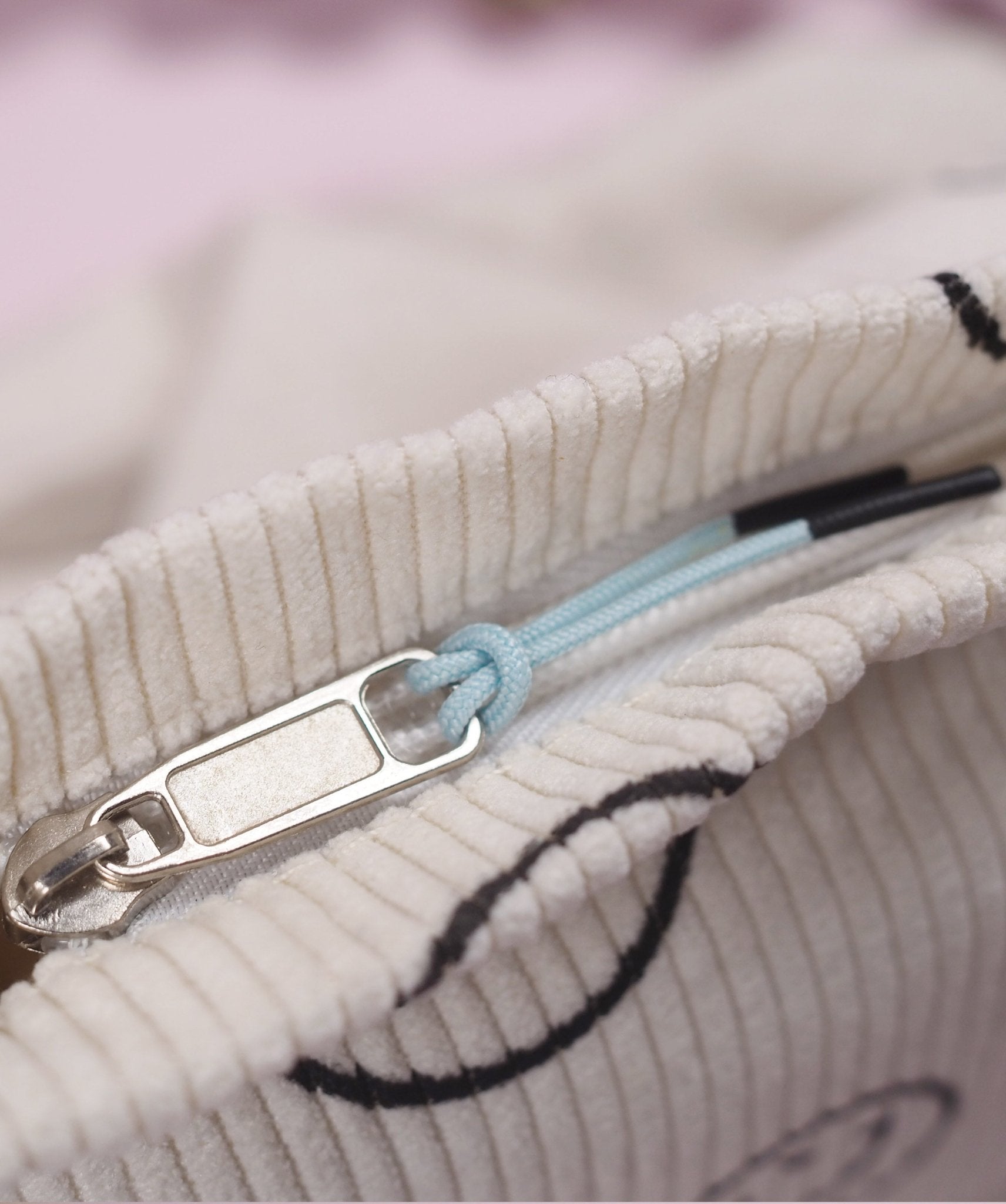 Zipper - Anhänger - Blau/Schwarz - Paul & Clara