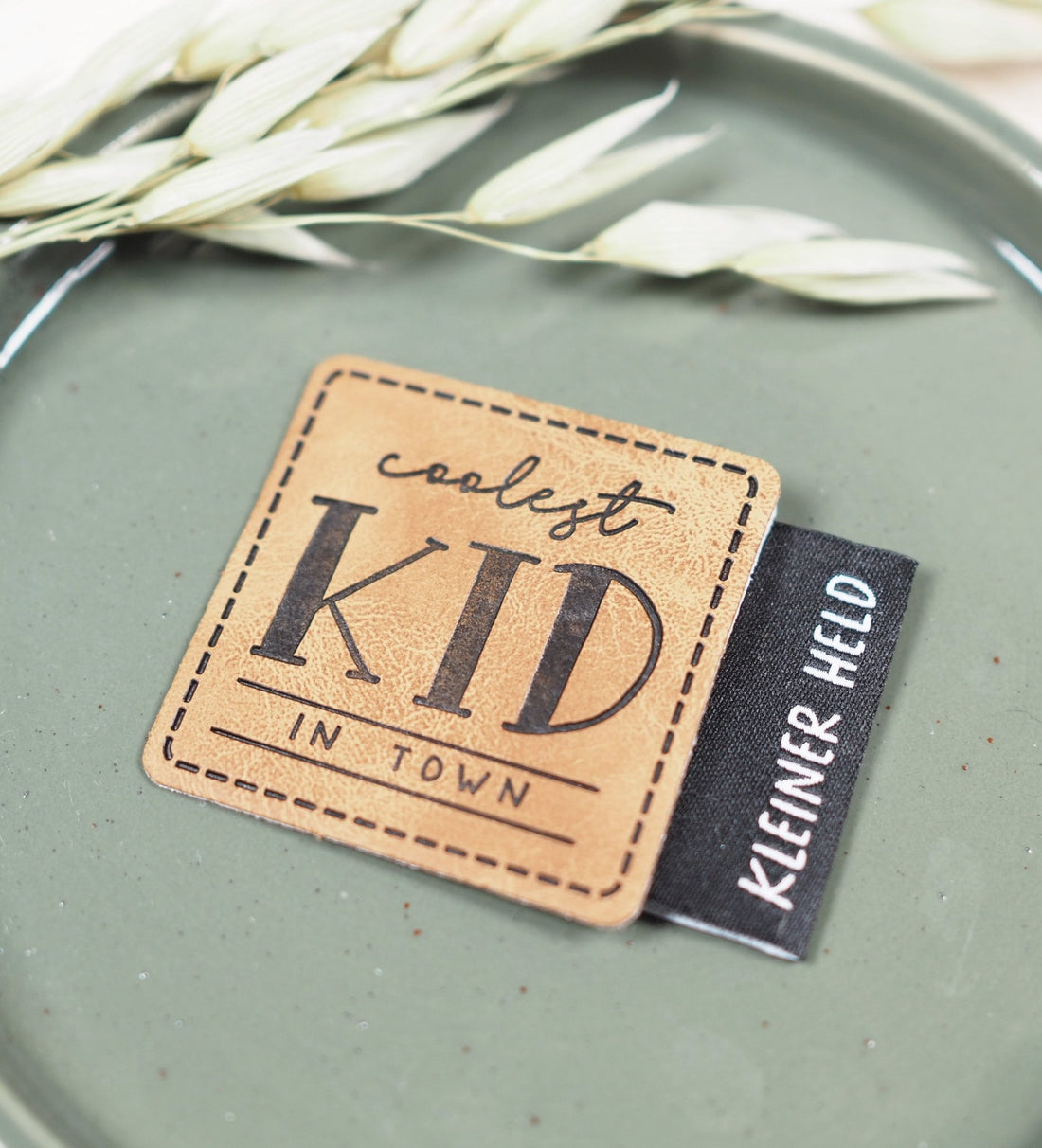 Kunstlederlabel - coolest kid in town *iron - on* - Paul &amp; Clara