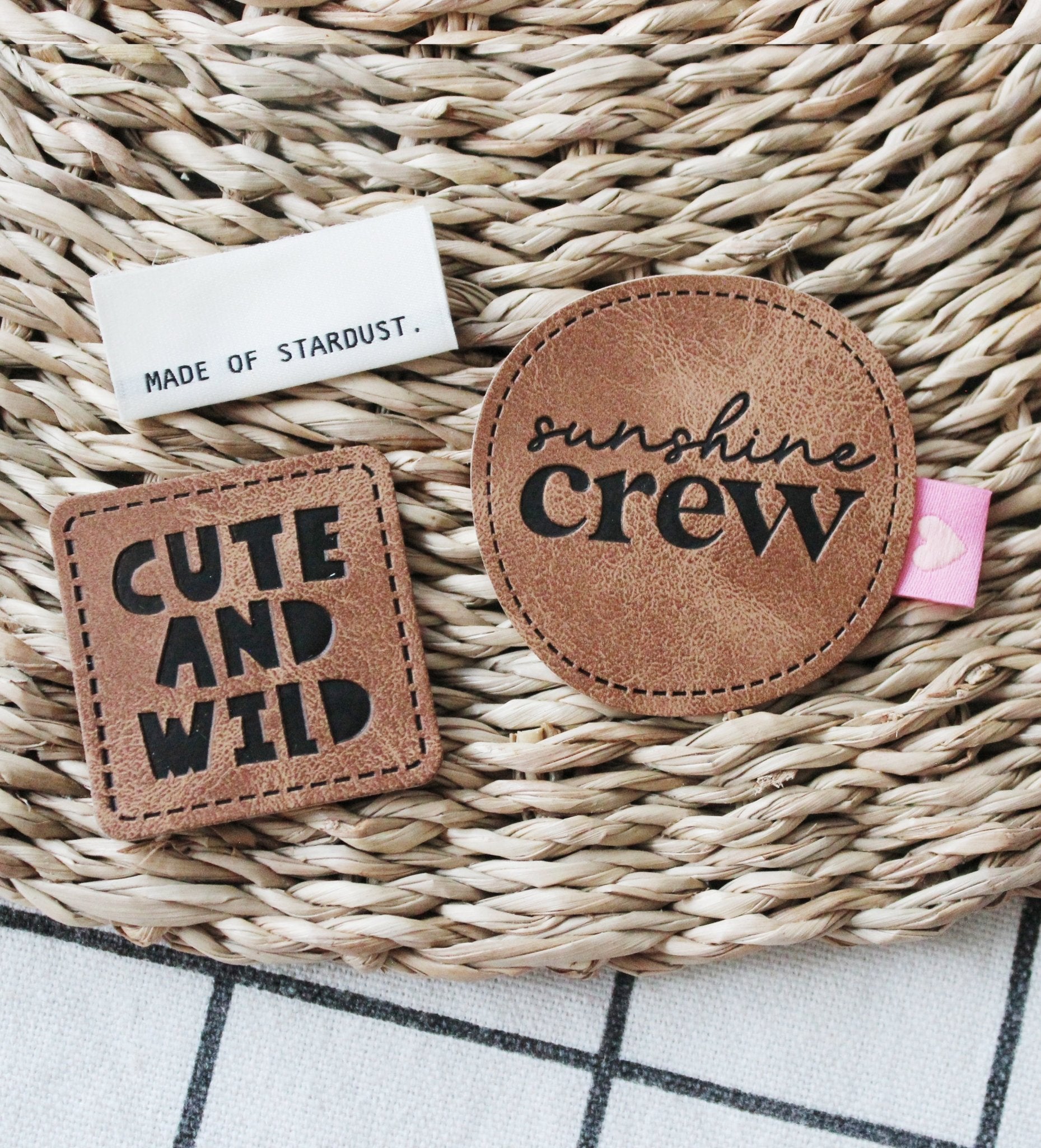 Kunstlederlabel - cute and wild *iron - on* - Paul &amp; Clara