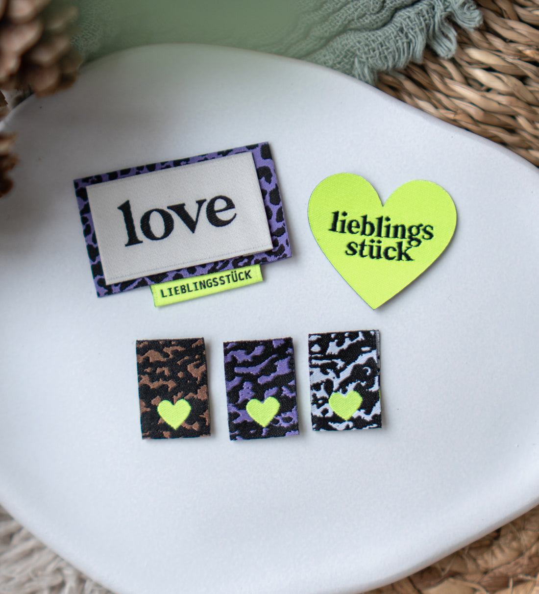 Klapp-Weblabel - Herz Leo/Neongelb  - 3er-Set