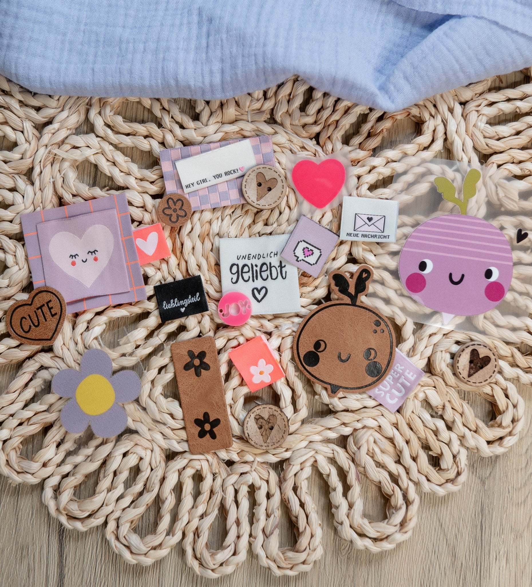 Tüddel Surprise 🖤BLACK WEEKEND EDITION🖤 - girls - Paul &amp; Clara