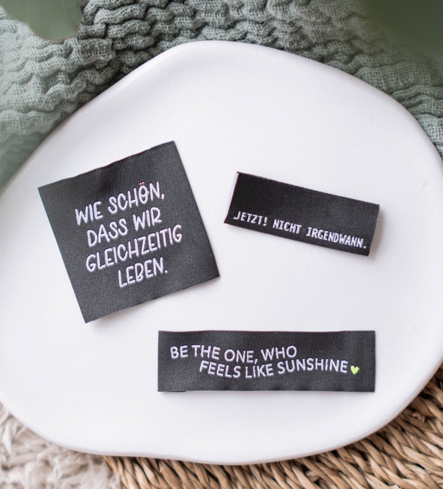 Weblabel - wie wundervoll, dass wir gleichzeitig leben - Paul &amp; Clara